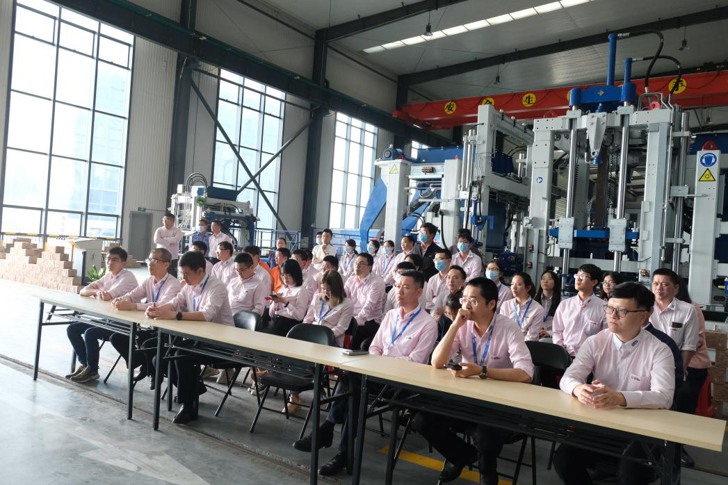 精益无限改善不止| 线上赌博app股份改善提案阶段会议暨抽奖活动圆满结束